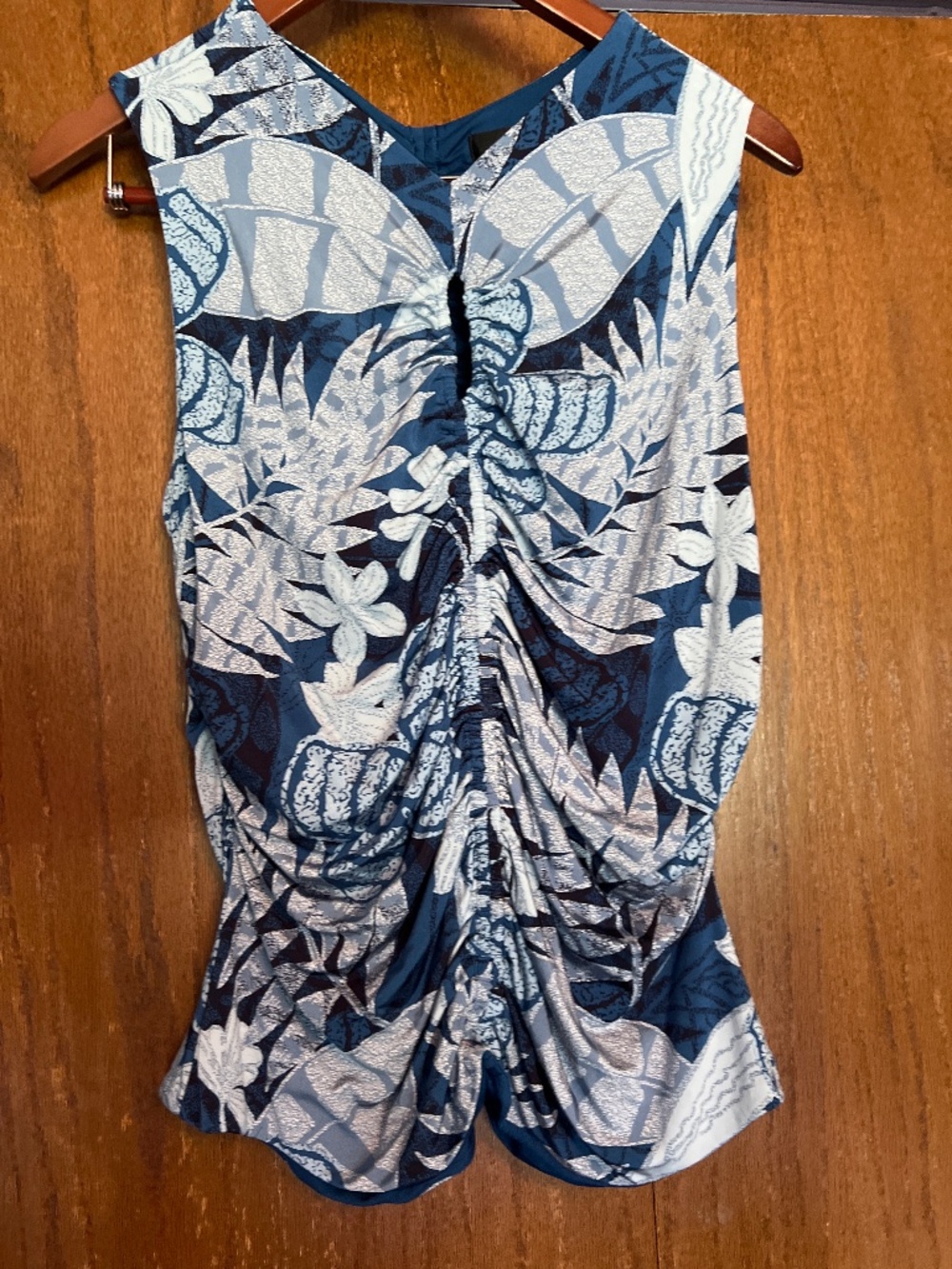 Adorable cinched tank top